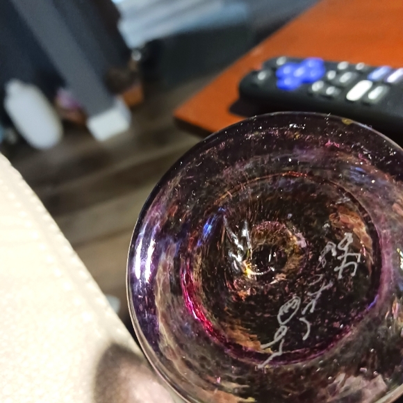 Studio glass pitcher by OFF CENTER artist Ed Francis 1997 - Picture 7 of 7